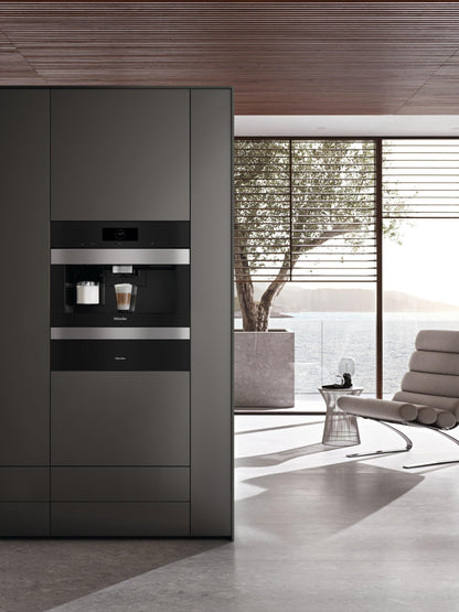 Miele CVA7875CTS CVA 7875 Clean Touch Steel - Machine à café encastrable avec Directwater. Design parfaitement combinable avec Coffeeselect + Autodescale pour les exigences les plus élevées.