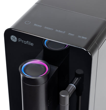 Machine à expresso automatique GE Profile™ P7CEBBS6RBB avec mousseur à lait