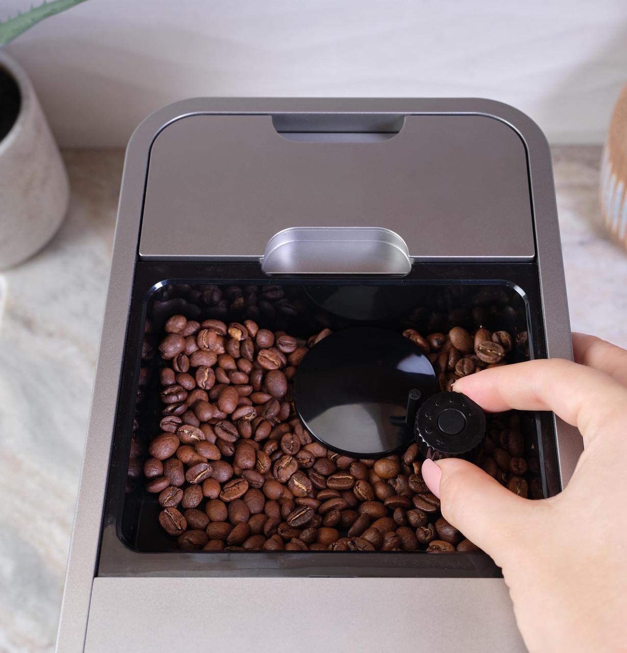 Cafe C7CEBBS2RS3 Café™ Affetto Machine à expresso automatique + mousseur